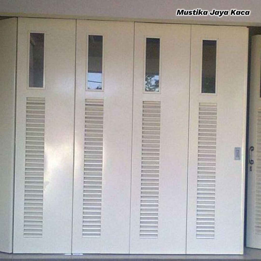 Pintu Lipat Garasi Minimalis di Mustika Jaya Bekasi