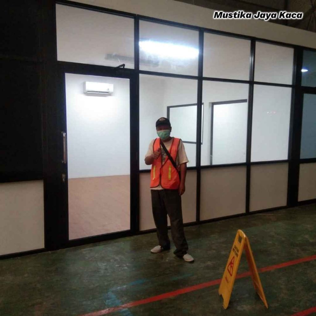 Tukang Kaca Aluminium Terdekat Bekasi
