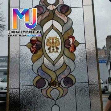 Tren Desain Interior 2025: Mengapa Kaca Patri Palembang Jadi Primadona Tren Desain Interior 2025: Mengapa Kaca Patri Palembang Jadi Primadona