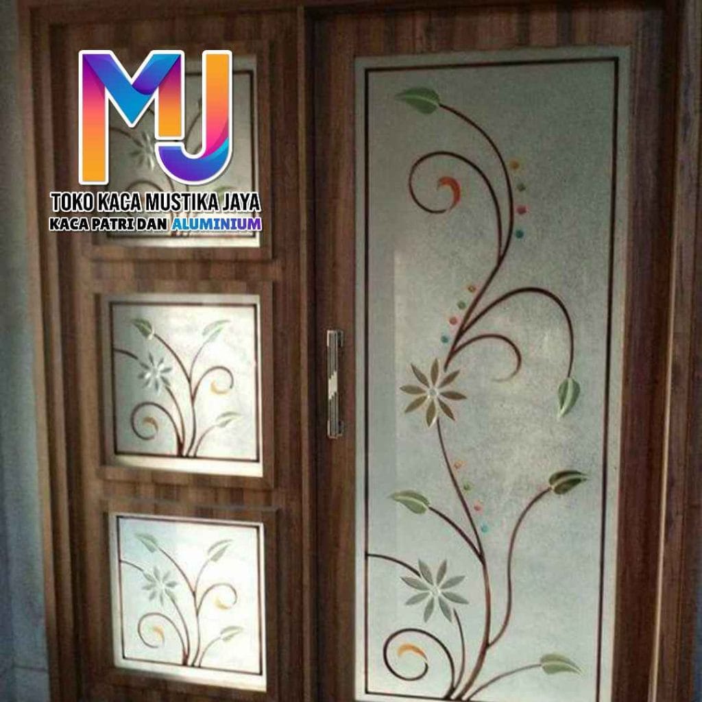 Kaca Grafir Minimalis Terbaru Custom untuk Dekorasi Rumah