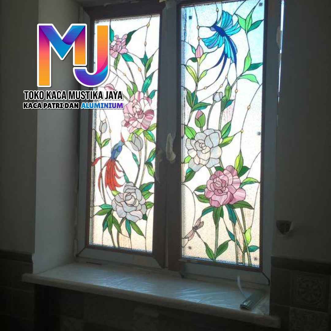 Model Kaca Patri Terbaru untuk Jendela Kamar Modern Minimalis