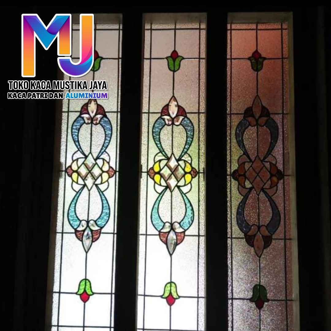 Toko Kaca Patri Custom Motif Klasik di Semarang Jawa Tengah