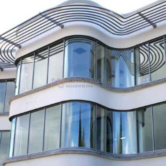 Jasa Kaca Lengkung jendela Bekasi